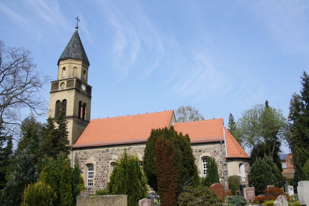 Ein Bild von der Kirche
